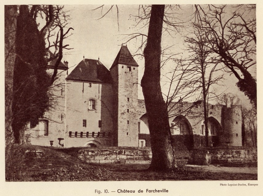 Fig. 10: Château de Farcheville