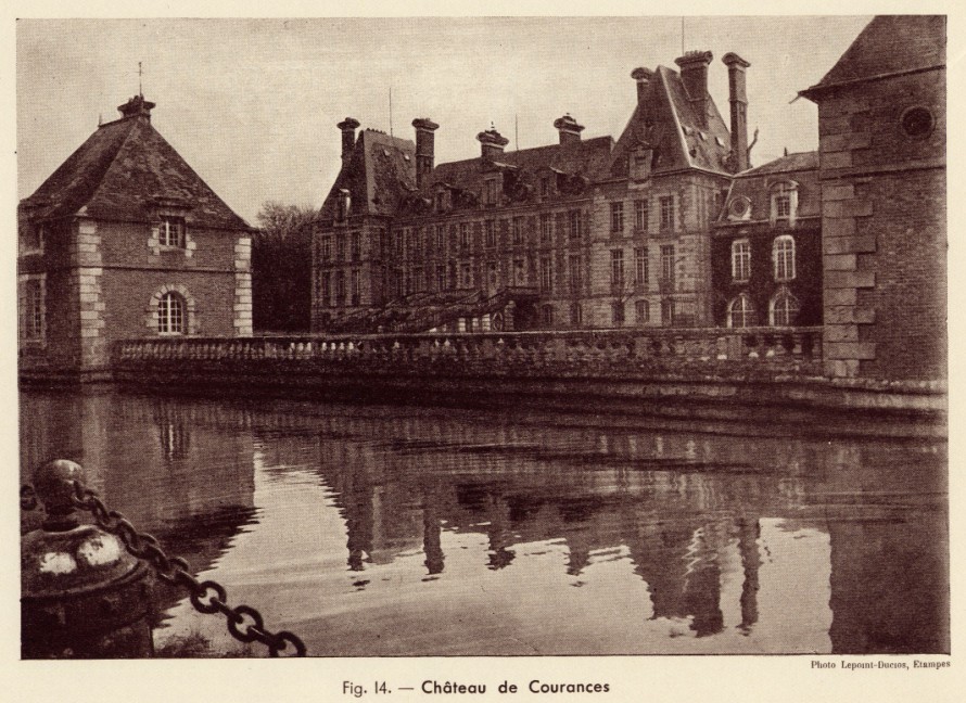 Fig. 14: Château de Courances