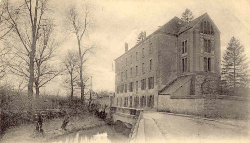 Le moulin de l'Hospice en 1903 (carte postale Louis des Gachons n°46)