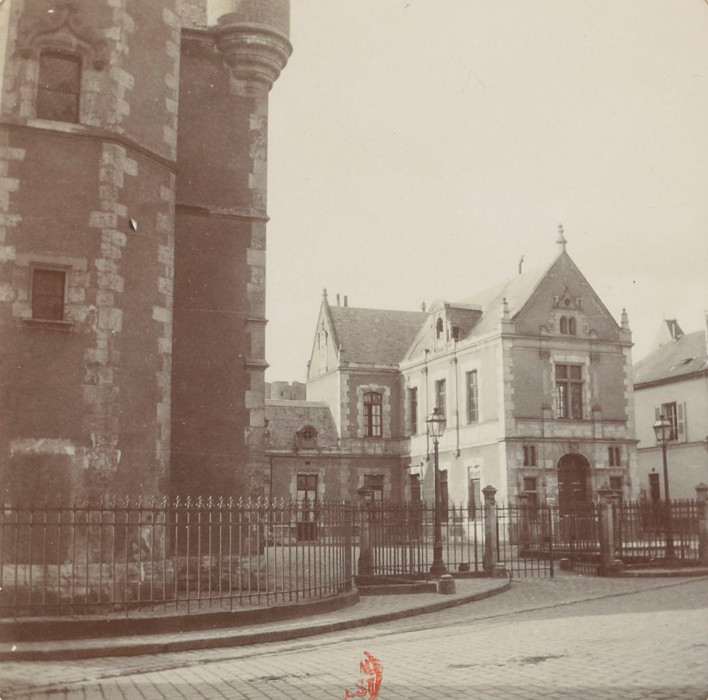 L'Hôtel de Ville d'Etampes en mars 1902