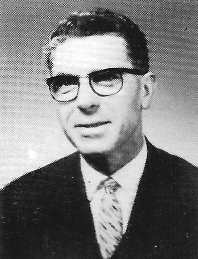 Pierre Bellier, premier adjoint supplémentaire au maire d'Etampes en 1968