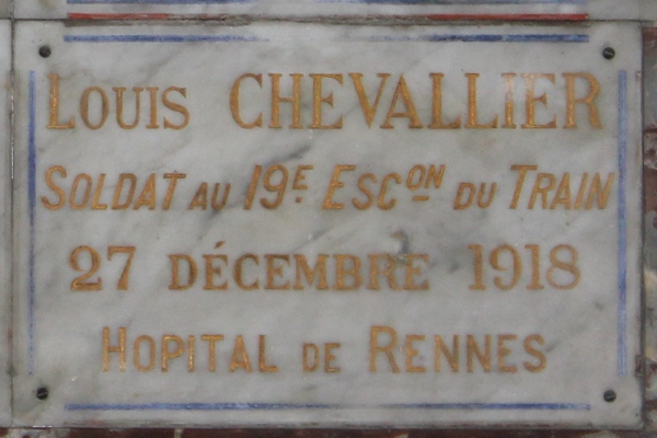 Plaque de Louis Chevallier au mémorial de l'église Notre-Dame d'Etampes (1921)