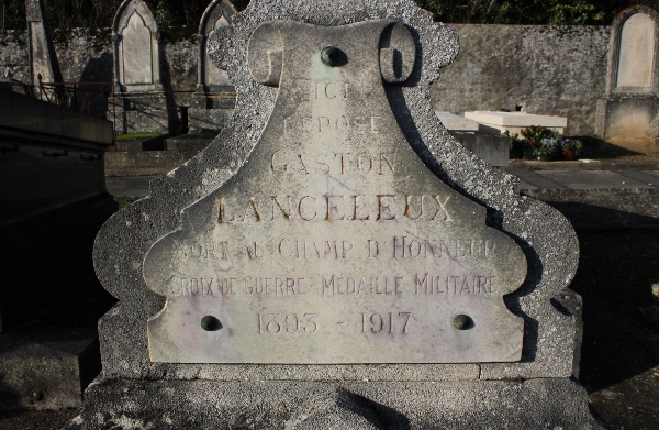 Tombe de Gaston Lanceleux au cimetière Saint-Gilles d'Etampes