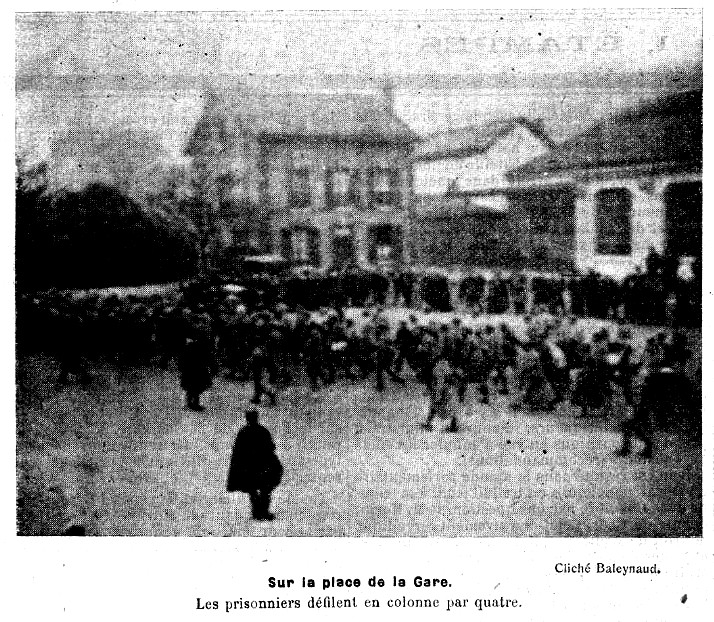 Arrivée des prisonniers le 8 novembre 1915 (clichés Baleynaud, Abeille d'Etampes du 13 novembre)