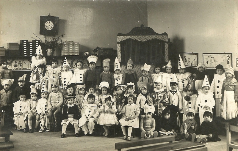 Ecole maternelle de Saint-Pierre d'Etampes, classe de Mme Pion et de Mlle Bouroche, 1938