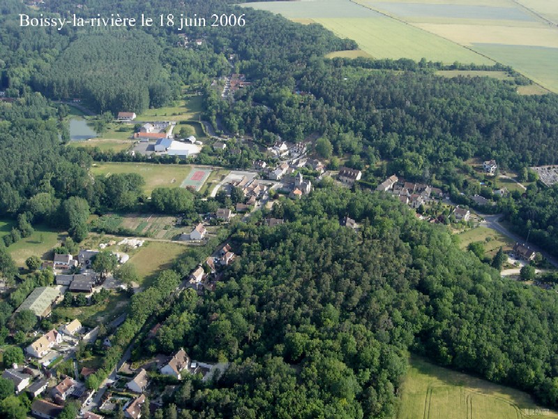 Vue aérienne de Boissy-la-Rivière n°2 (cliché de 2006)
