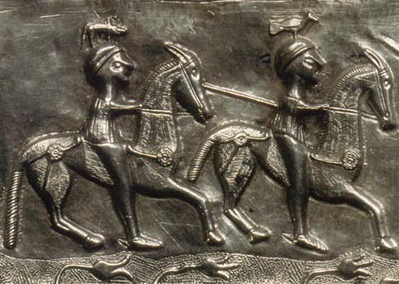 Cavaliers celtes sur le chaudron de Gundestrup (IIe siècle avant J.-C.)