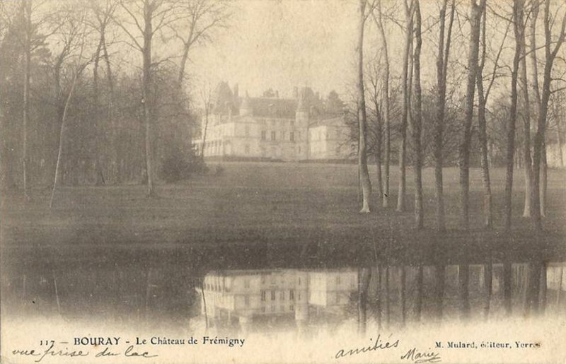 Bouray (carte postale Mulard n°117: Le Château de Frémigny)