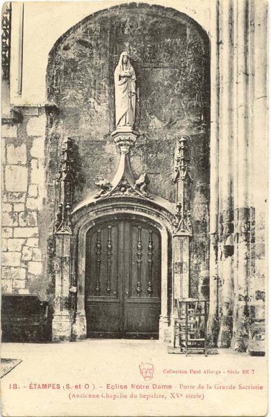 Porte de la sacristie de Notre-Dame (carte postale de Paul Allorge n°18)