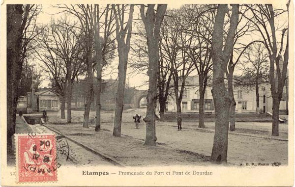 Promenade du Port (carte postale Berthaud frères n°32)