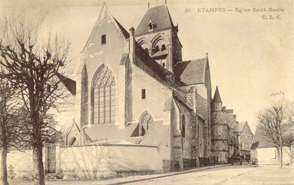 Chevet de l'église Saint-Basile en 1905 (cate postale CLC n°21)