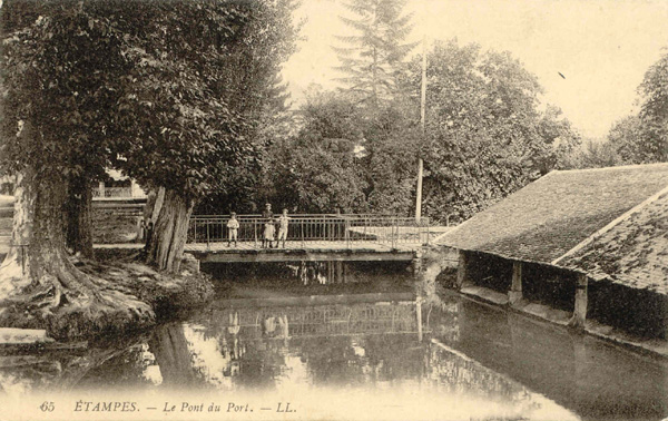Le Pont du Port en 1913 (Carte postale Levy et fils)