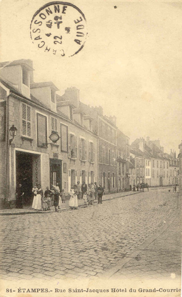 L'Hôtel du Grand-Courrier (carte postale Royer n°81)