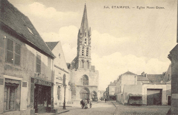 L'église Notre-Dame d'Etampes (carte postale de Théodule Garnon n°526)